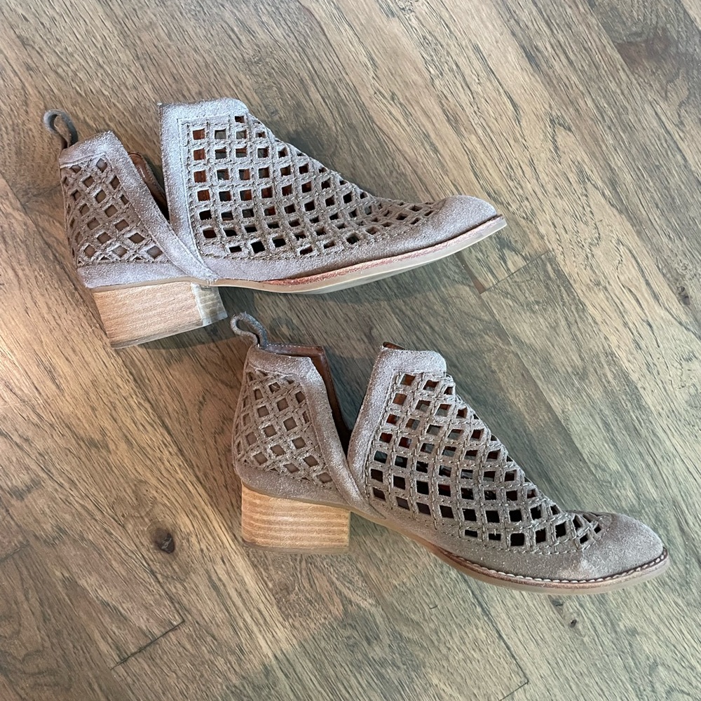 Jeffrey Campbell booties